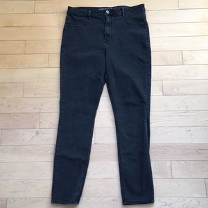 Sky High Black Jeggings